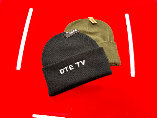 DTE TV woolly hats 👌