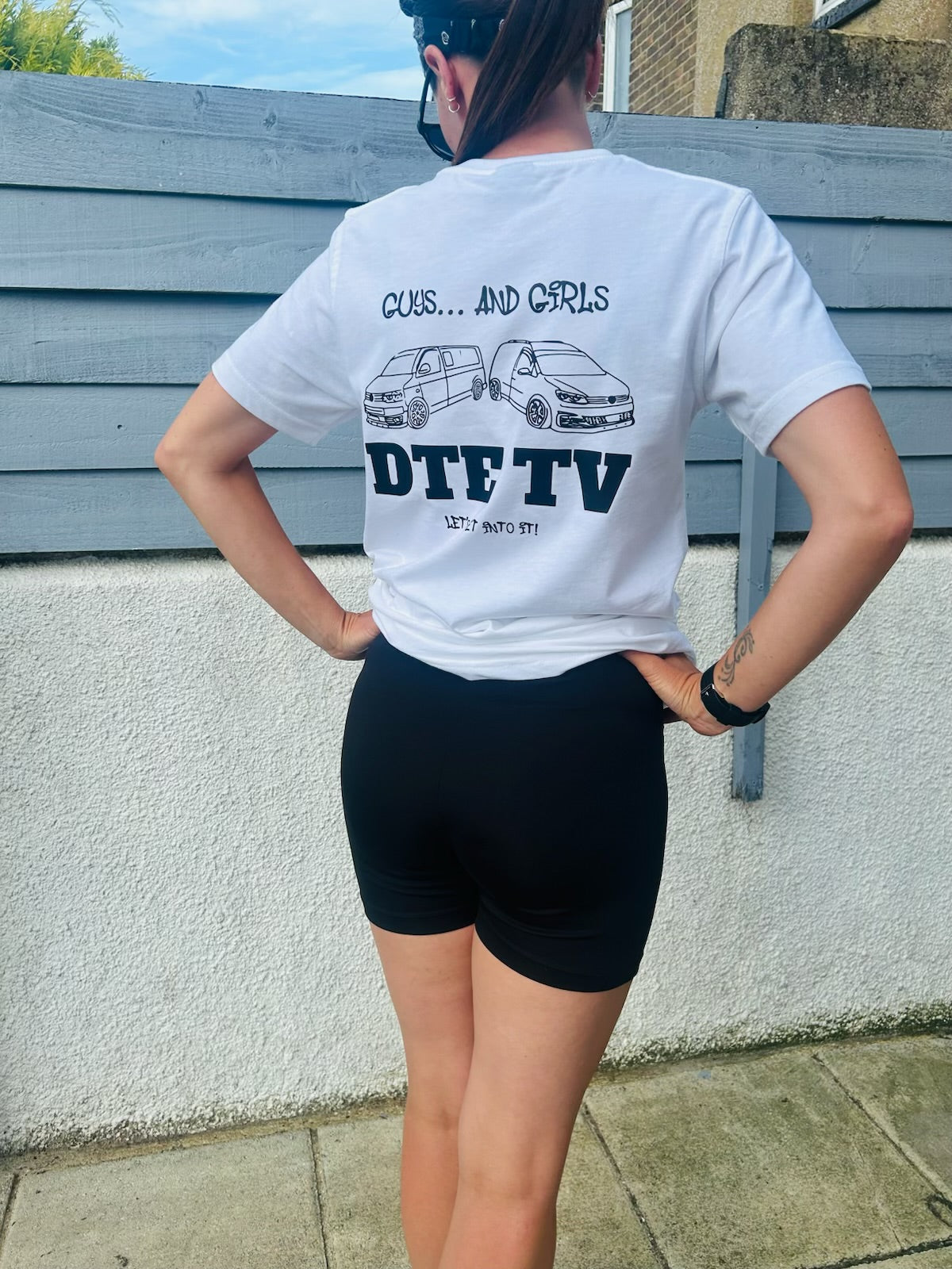 DTE TV t shirt in white